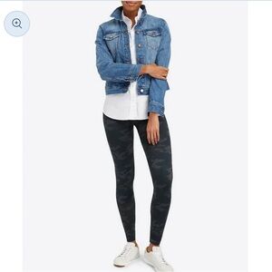 NWOT Spanx Women’s Look at Me Now Seamless Legging Black Camo FL3515 Sz. XL